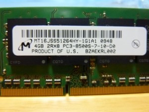 Micron純正 MT16JSS51264HY-1G1A1
