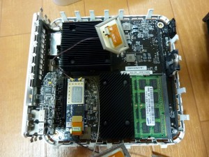 下部基板